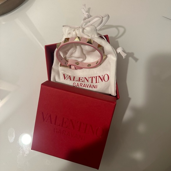 Valentino Garavani Rockstud Bracelet - Picture 2 of 10